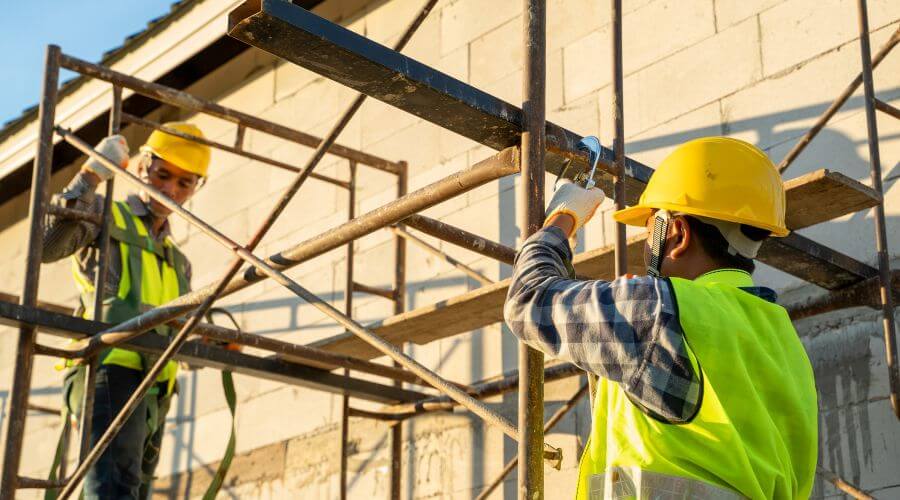 Professional fairlawn roofing services in McNabb, IL